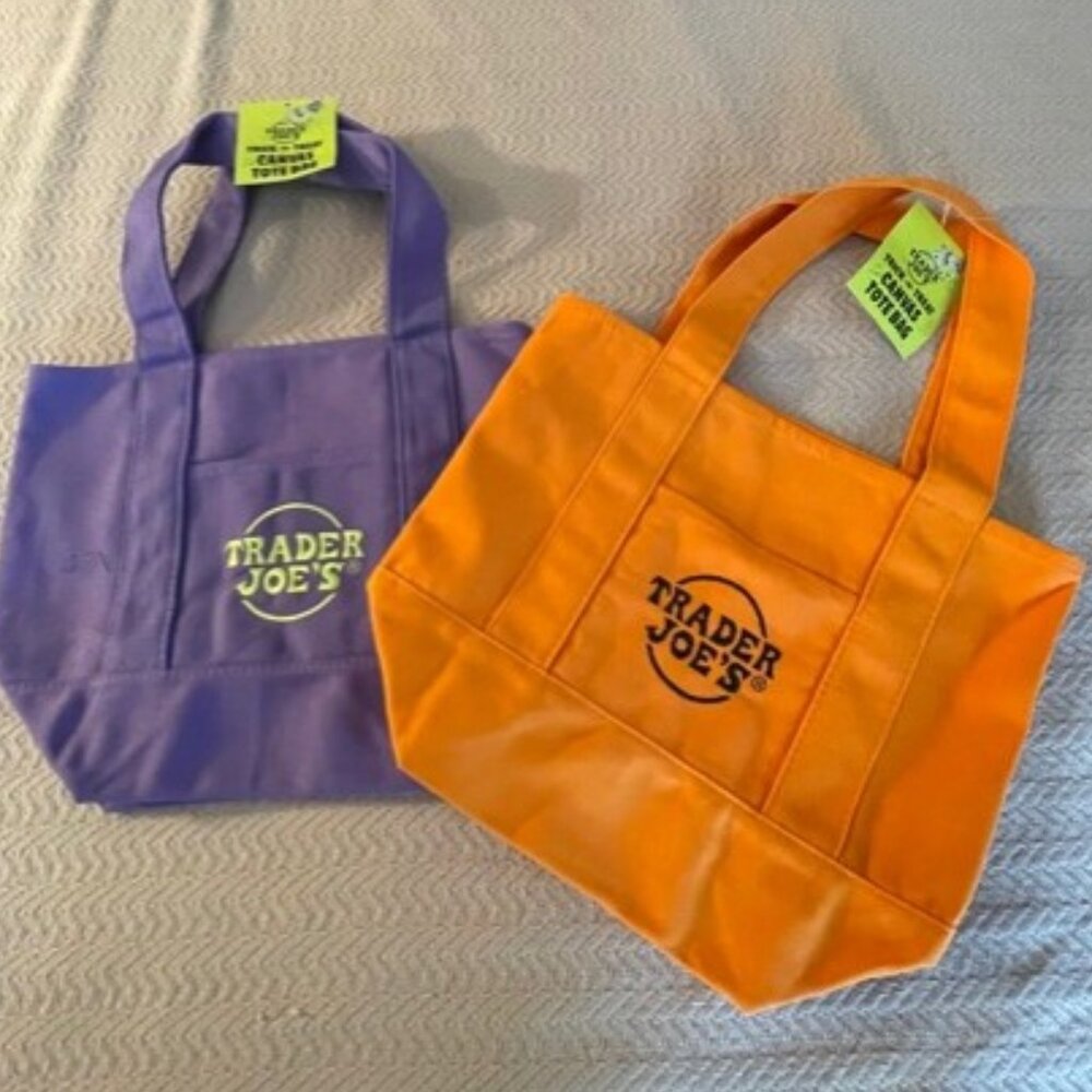 Monagromed Halloween Tote Bags